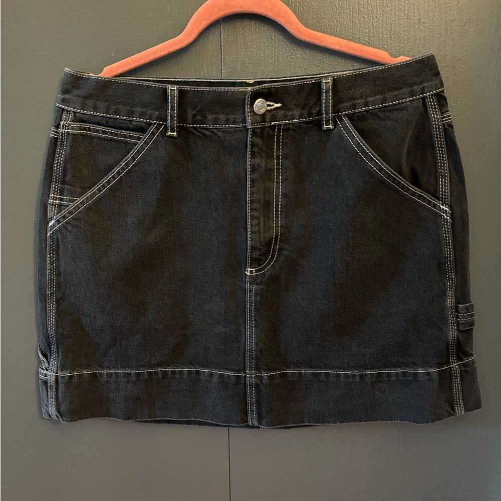 Topshop, denim skirt, US 10, zipper in front, NWT, new with tags